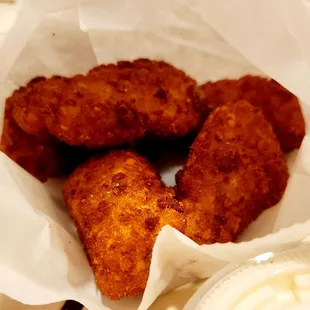 An order of poppers ($4.99) only includes five poppers and a small ranch.