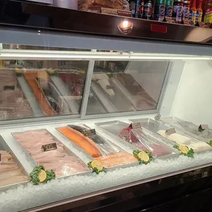 Fresh seafood to purchase for home