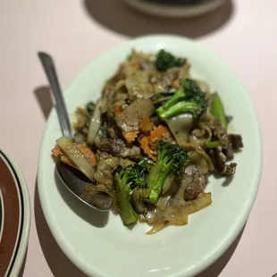 pad kee mow with beef