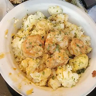 Shrimp and jalapeños cheese grits