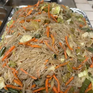 Vegetarian pansit for Parol parade