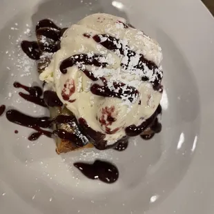 Bread, pudding, dessert with ice cream
