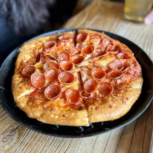 Pepperoni Pizza small 10" ($18)