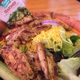 Grilled chicken salad