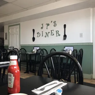 JT&apos;s Diner