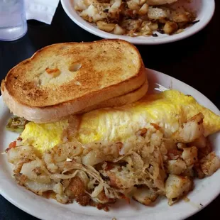 Banana peppers and hot sausage omelette with potatoes- fantastic!
