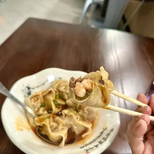 Shrimp and Pork Wonton in Chili Oil