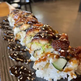 Caterpiller Roll