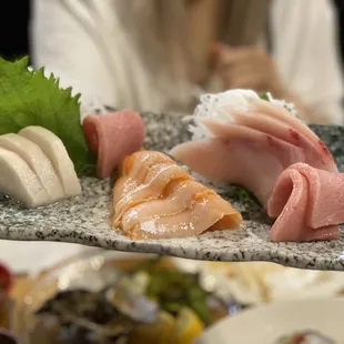More sashimu