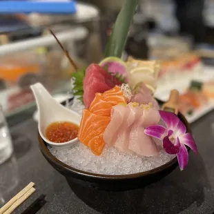 Deluxe sashimi chefs choice