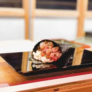 chef's choice temaki // part of the omakase experience