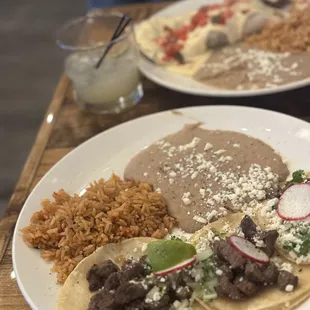 Tacos Mexicanos with steak