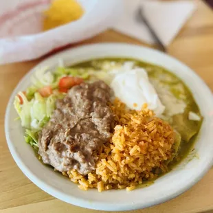 a plate of mexican food