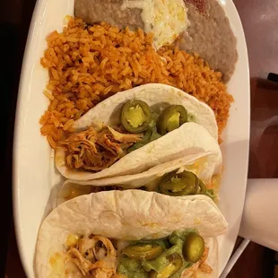 Quesadilla chicken with rice and beans