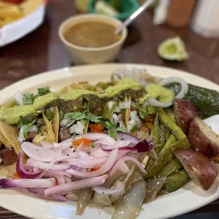 Place taco buffet of barbacoa, bisteck,pastor and carnitas! Everything was excellent!