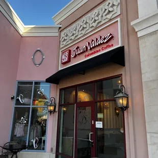 the entrance to the restaurant