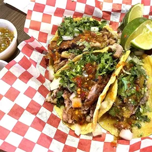 Carnitas tacos