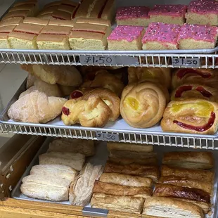 Baked goods / pastries