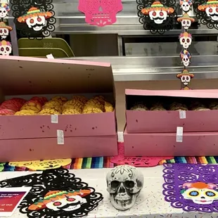 Well packaged and Professional. EVERYONE loved the bread we ordered!! The Bakery earns its customers and their loyalty.