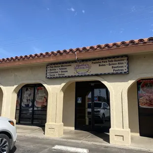 Juanita's Bakery