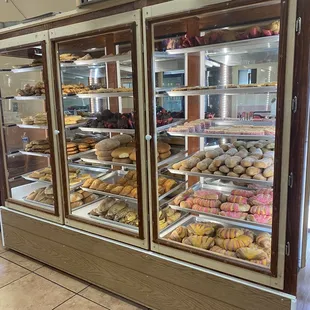 a display case full of donuts