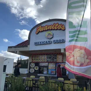 Outside area of Juanito's