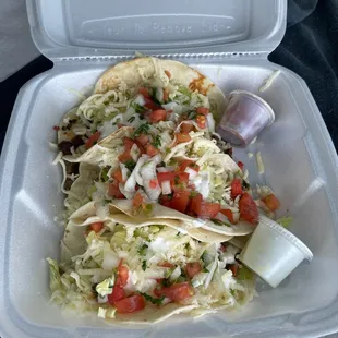 3 supreme tacos