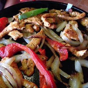 Lunch size chicken fajitas