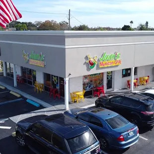 the outside of the restaurant