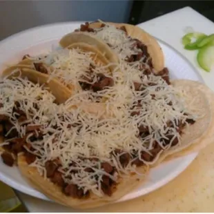 Tacos de Asada con queso