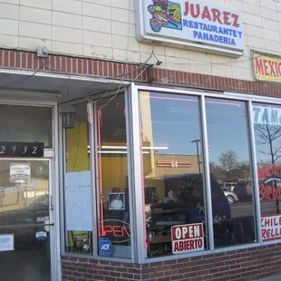 Juarez - storefront