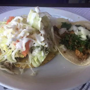 Tostada desebrada and taco de Buche