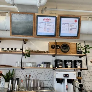 ramen and noodles, interior