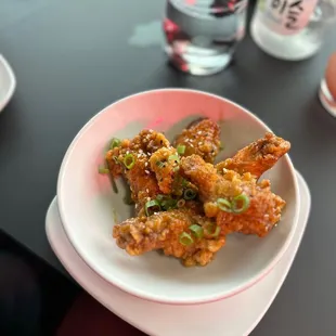 a bowl of fried chicken