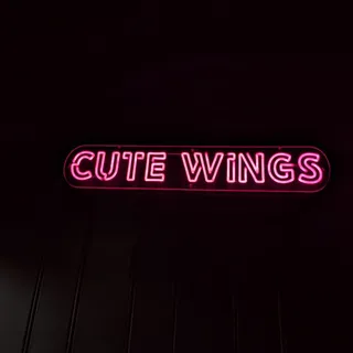 five cute wings