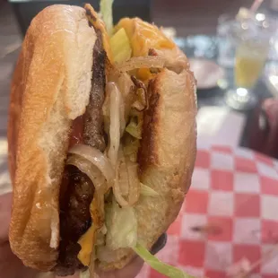Cheeseburger delux