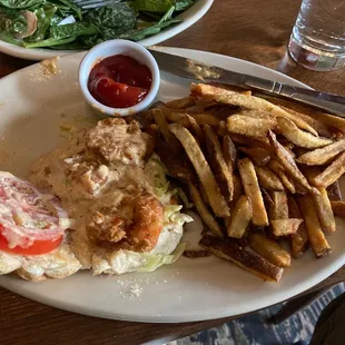 Shrimp po&apos; boy