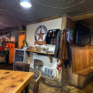 Welcome to Judge Beans. The best Brentwood local BBQ joint.