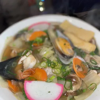 Seafood Udon
