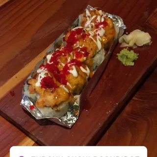 Baked Lobster Roll
