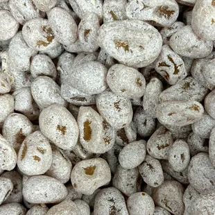 White honey lemon kumquat. Sweet and citrus flavor. It has become the most popular seed of Fall 2022!