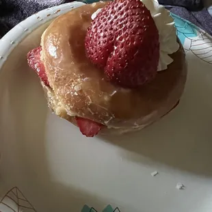 Fresh Strawberry-its so yummy: whipped cream- and fresh strawberries on a glazed donut. Not too sweet at all.