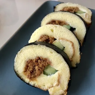 Sushi roll cake
