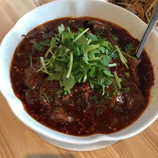 B3. Steak in Hot Chili Oil