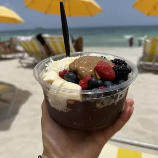 açaí bowl