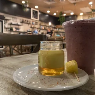 Ginger shot &amp; smoothie