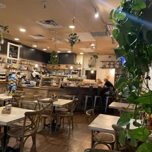 Sitting area inside.... They also have our door seating