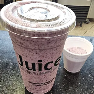 Organic Blueberry chia seed protein smoothie !