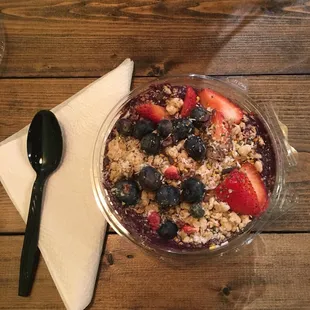 Acai bowl