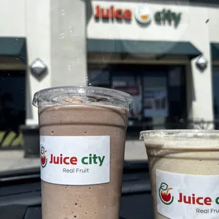 21. Milk, Choco, Banana Smoothie and 33. Peanut Butter Banana Smoothie